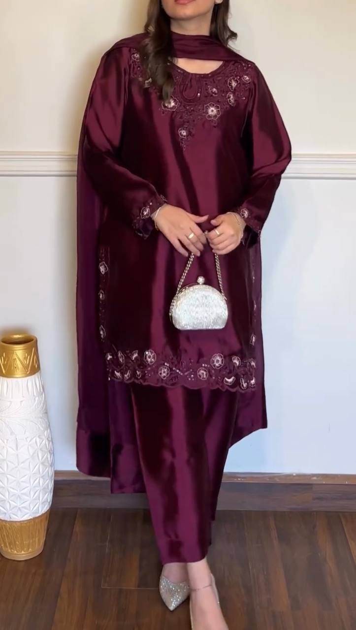 Wine American Silk Party Wear Suits for Women