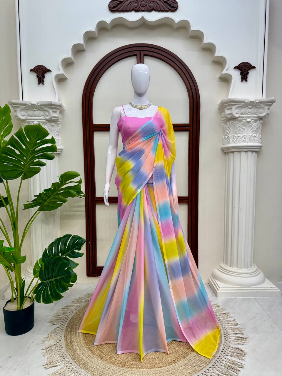 Digital Print Saree for Women in Silver Chiffon Fabric