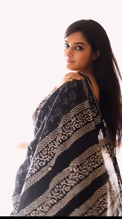 Black & White Floral Printed Linen Ready To Wear Saree