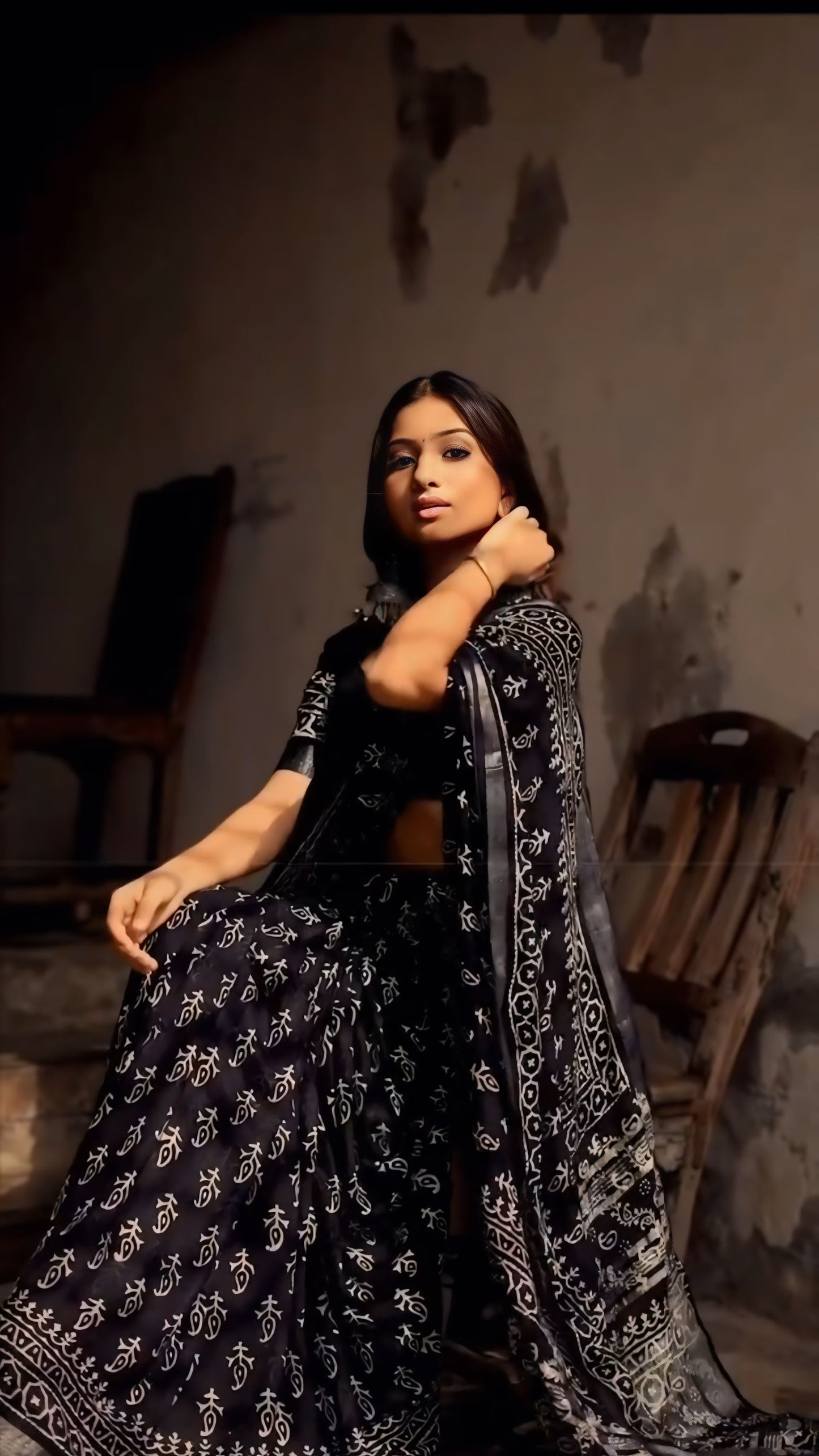 Elegant Black Block Printed Linen Ready to Wear Saree