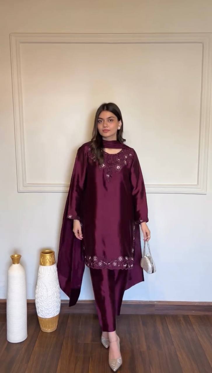 Wine American Silk Party Wear Suits for Women