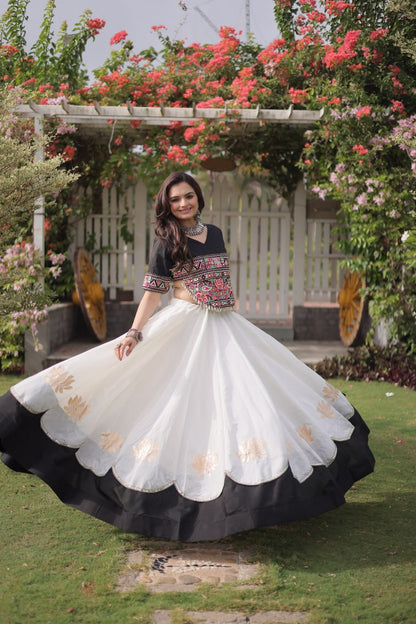 Navratri Special Gamthi Work Chaniya Choli for Garba