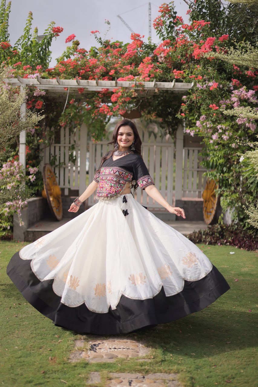 Navratri Special Gamthi Work Chaniya Choli for Garba