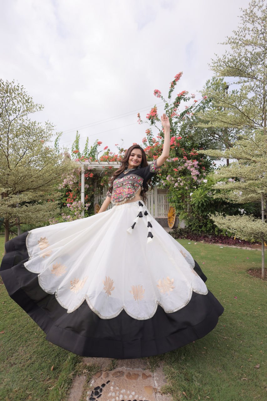 Navratri Special Gamthi Work Chaniya Choli for Garba