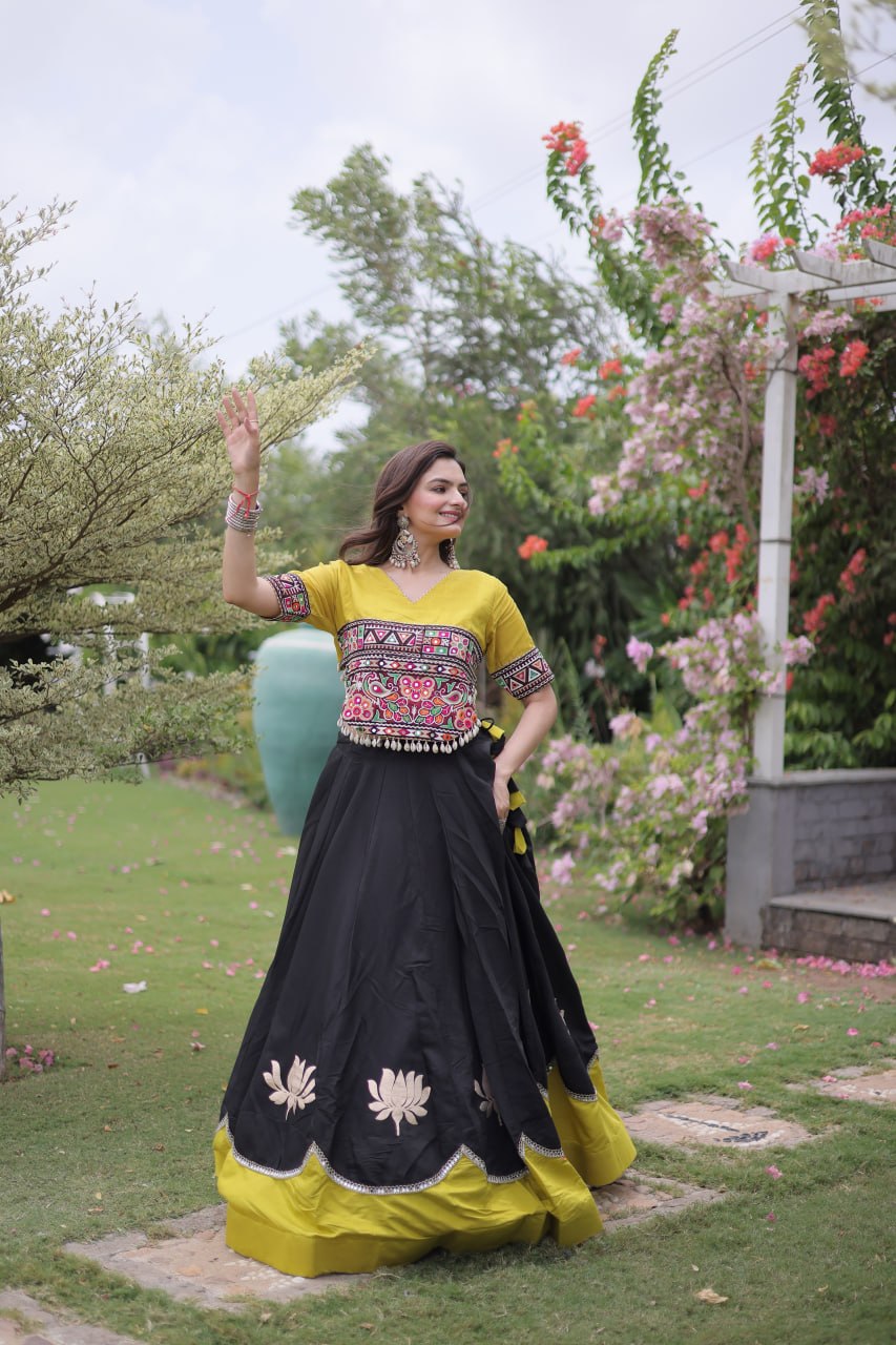 Navratri Special Gamthi Work Chaniya Choli for Garba