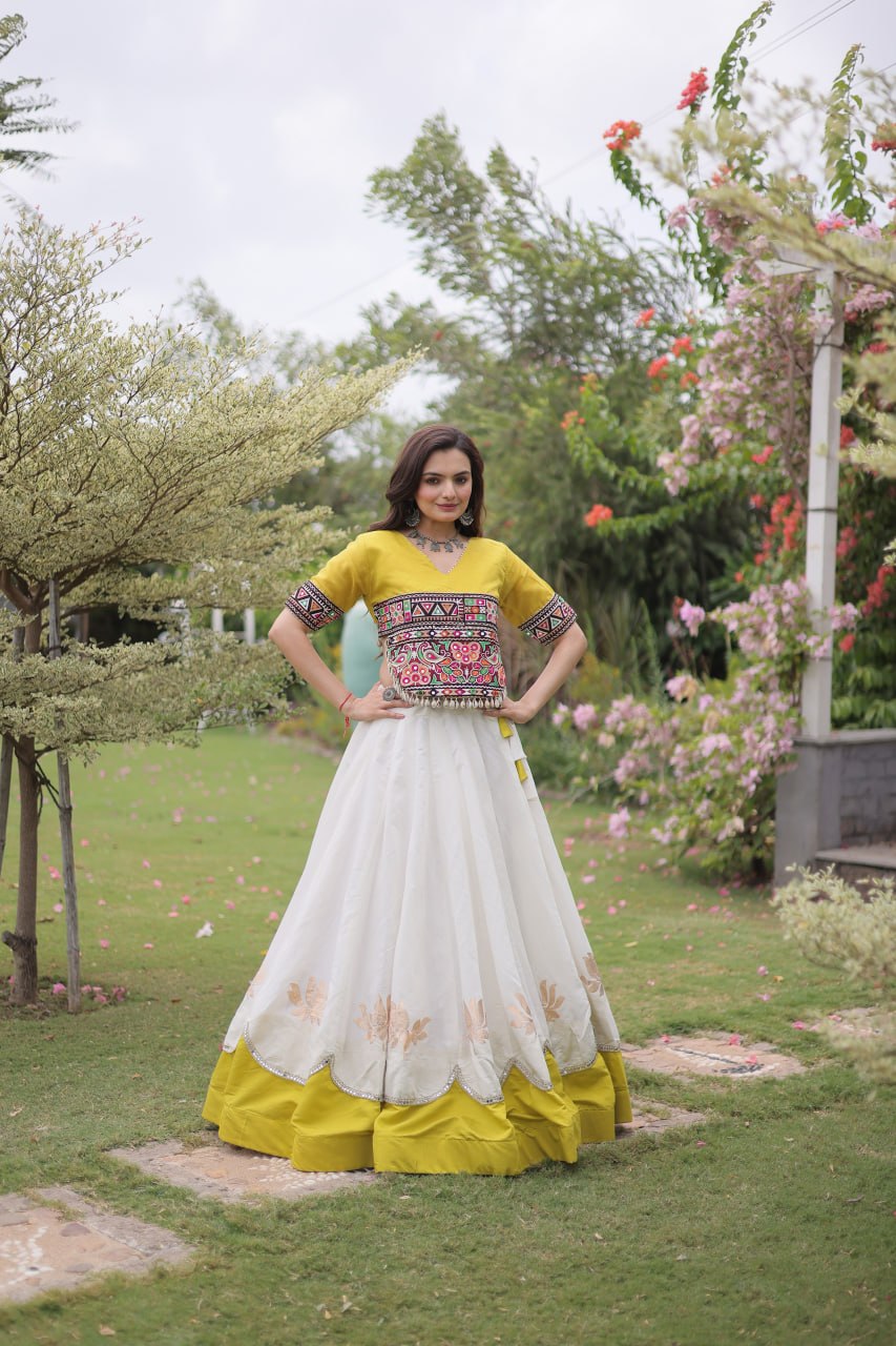 Navratri Special Gamthi Work Chaniya Choli for Garba