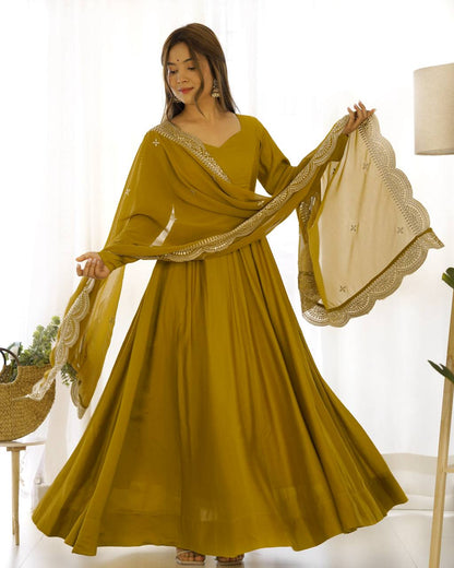 Premium Roman Silk Salwar Suit Party Wear Anarkali