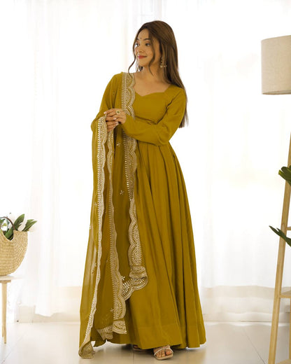 Premium Roman Silk Salwar Suit Party Wear Anarkali