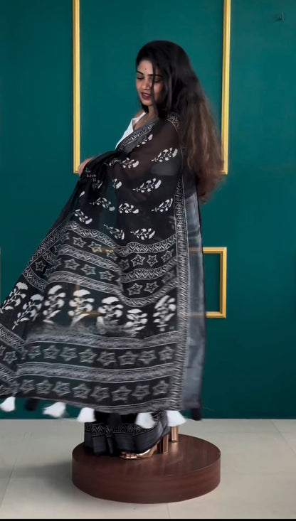 Elegant Black & White Floral Printed Linen Ready to Wear Saree