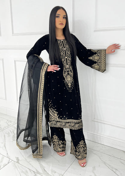 Dark Blue Velvet Pakistani Suit Party Wear Salwar Kameez