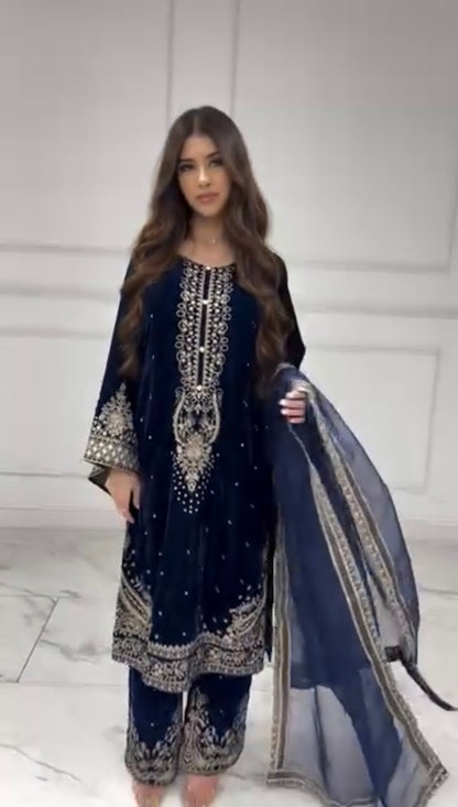 Dark Blue Velvet Pakistani Suit Party Wear Salwar Kameez