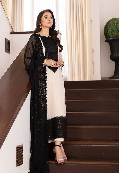 Black & White Designer Pakistani Kurta Pant Set with Sequin Work