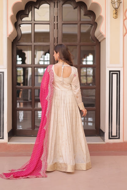 Cosmos Jequard Gown with Bandhani Embroidered Dupatta