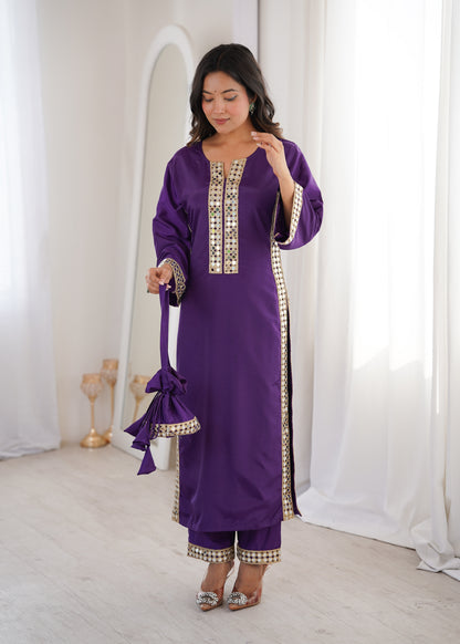 Natural Crepe Mirror Work Kurti Pant Set with Batwa