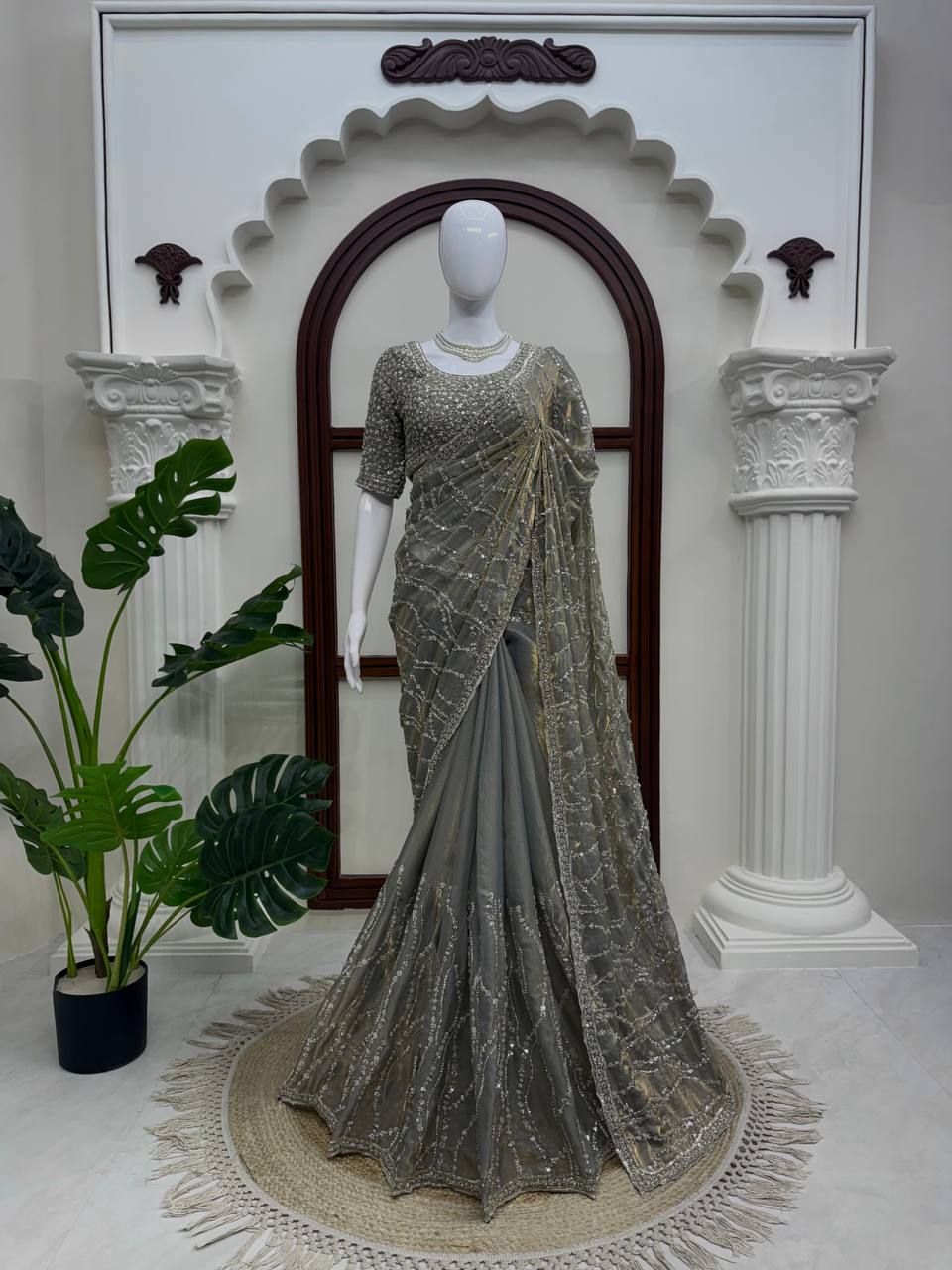 Designer Fendy Silk Saree with Beads Work and Blouse