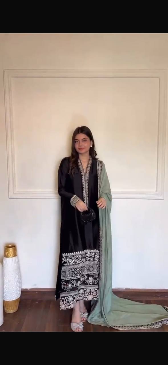 Black Glass Silk Kurta Set with Intricate Thread Work & Organza Dupatta