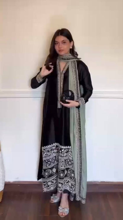 Black Glass Silk Kurta Set with Intricate Thread Work & Organza Dupatta