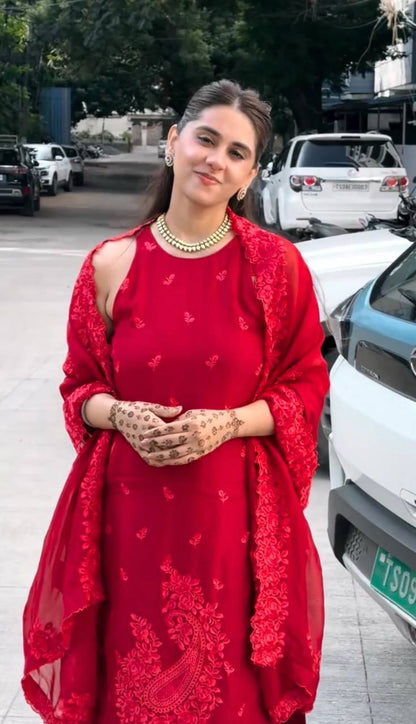 Red Pakistani Suit Dress in Foux Georgette with Thread Work